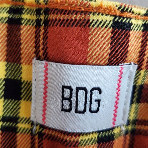 BDG Urban Outfitter lowrise Mini plaid skirt Medium size - Picture 8 of 11